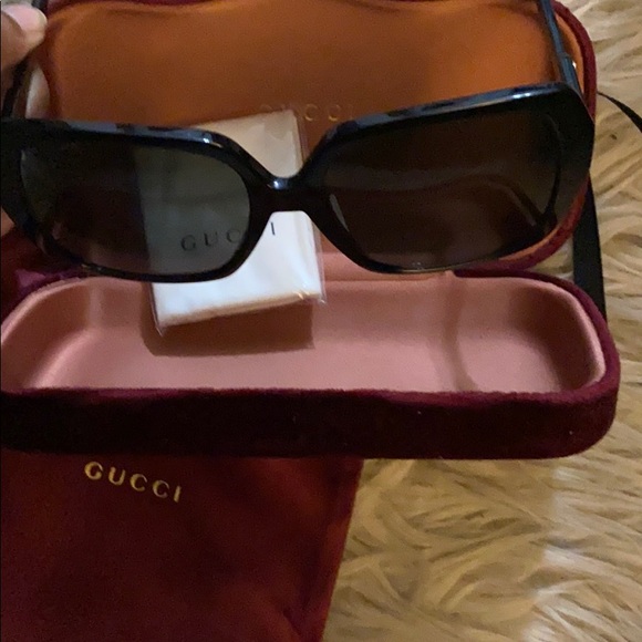 Gucci sunglasses - Picture 9 of 15